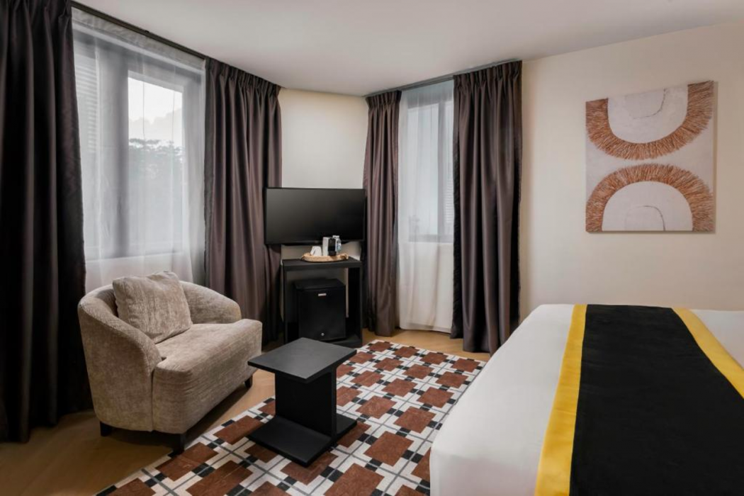 BRYQS Hotel 13/31
