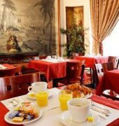 LA BOETIE HOTEL 7/10