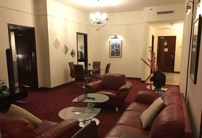 KL Service Suite at Times Square 14/59