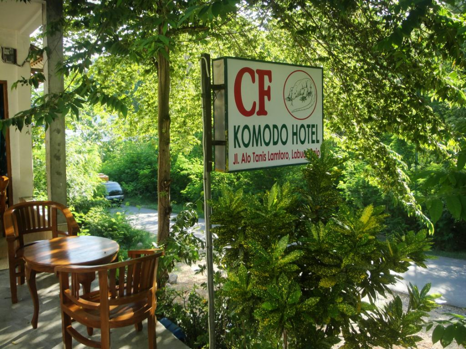 CF Komodo Hotel 1/36