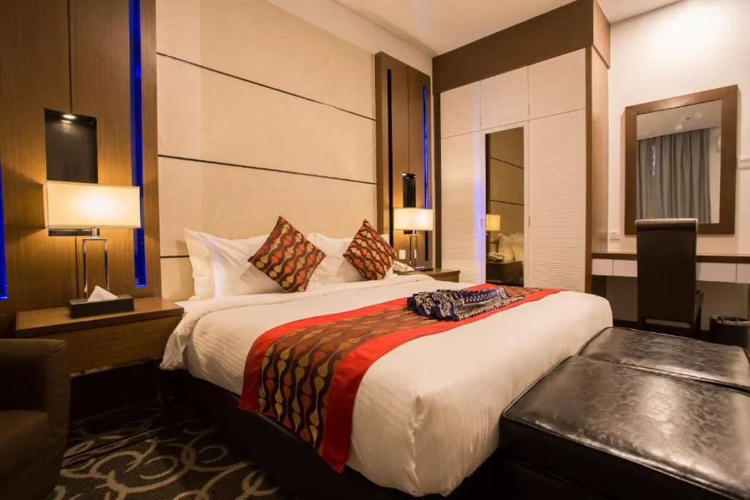 Hotel Adya Express 20/60