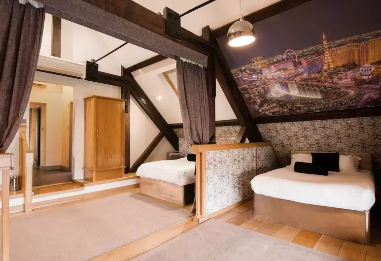Signature Living Apart Hotel 8/57