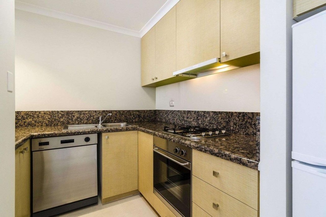 CLARION SUITES GATEWAY 23/44