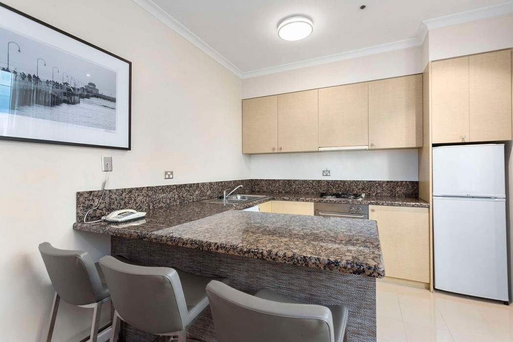CLARION SUITES GATEWAY 21/44