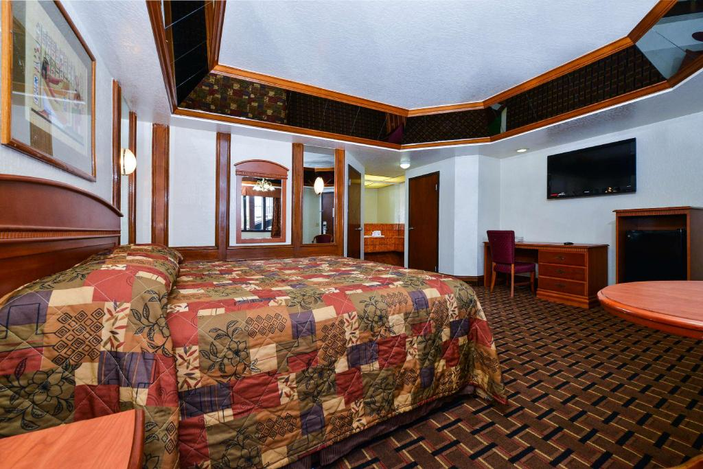 Americas Best Value Inn & Suites Los Angeles Downtown SW 12/15