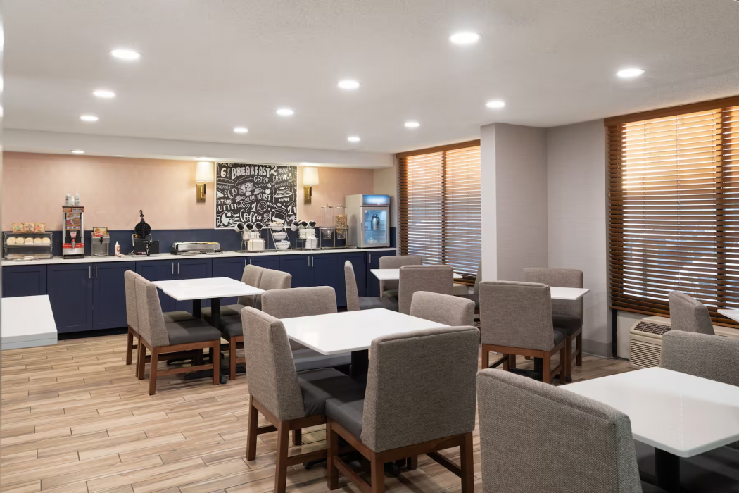 AmericInn by Wyndham Casper Event Center Area 33/55