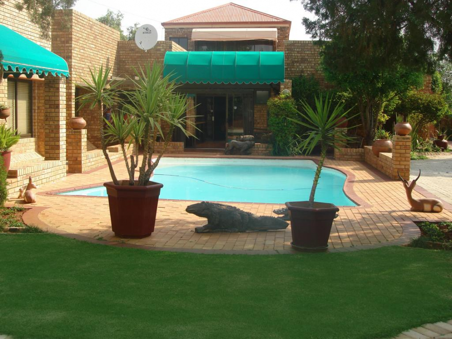 Boga Legaba Guest House Conference Centre 3/3