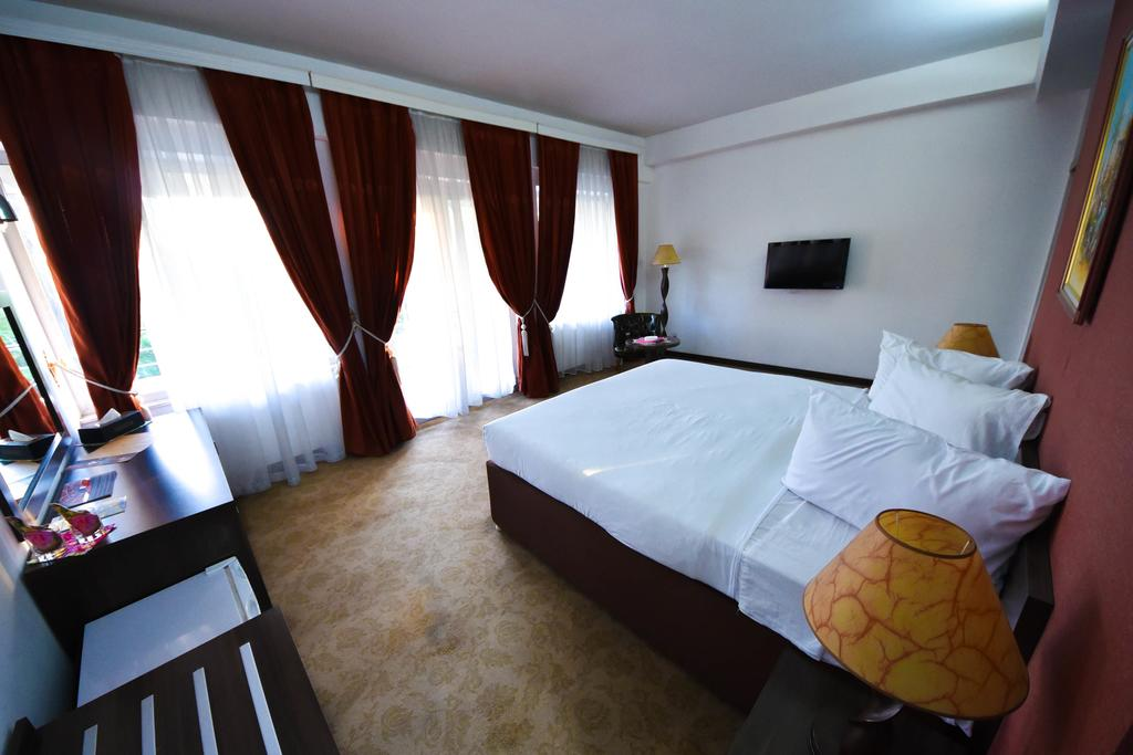 Baghdad International Hotel 14/71
