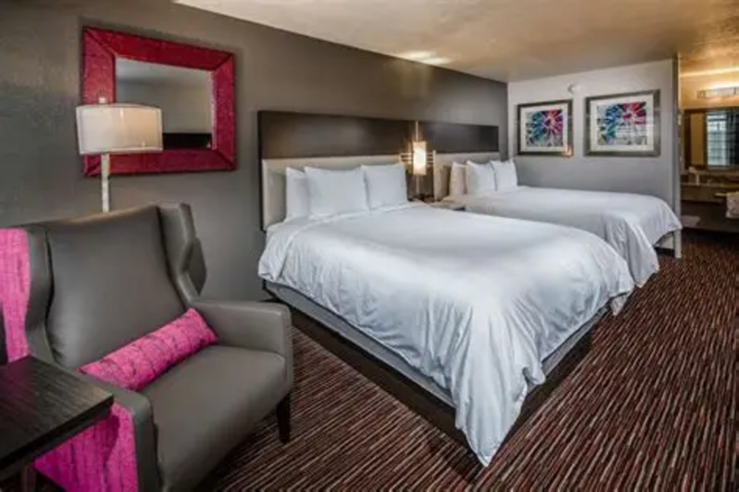 Radisson Hotel Oakland Airport 11/63