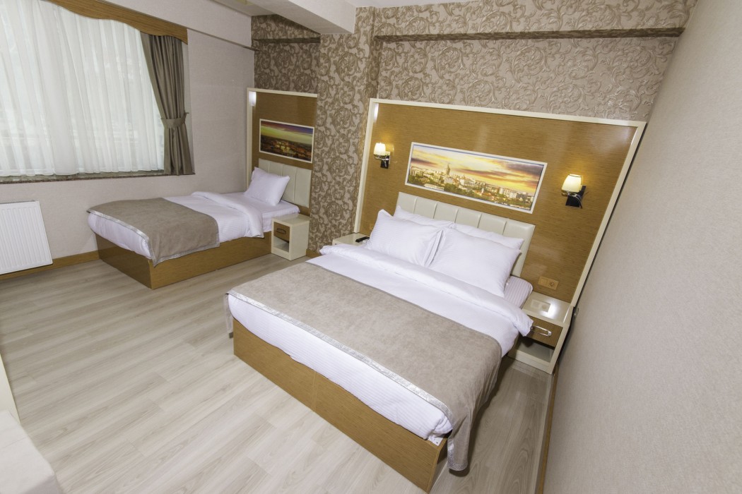 DE MAISON AIRPORT HOTEL 49/63