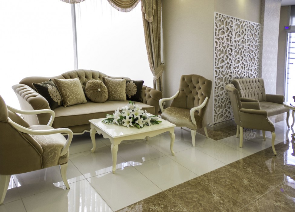 DE MAISON AIRPORT HOTEL 40/63