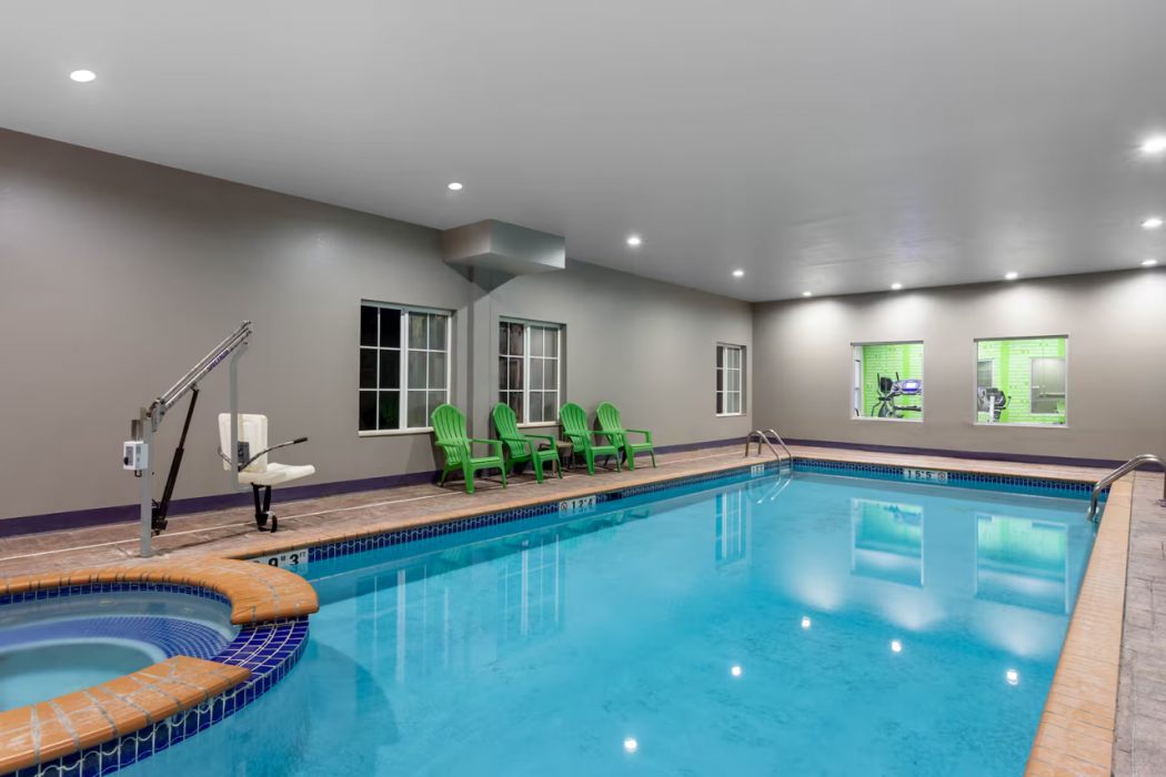 La Quinta Inn & Suites by Wyndham Huntsville Airport Madison 27/47