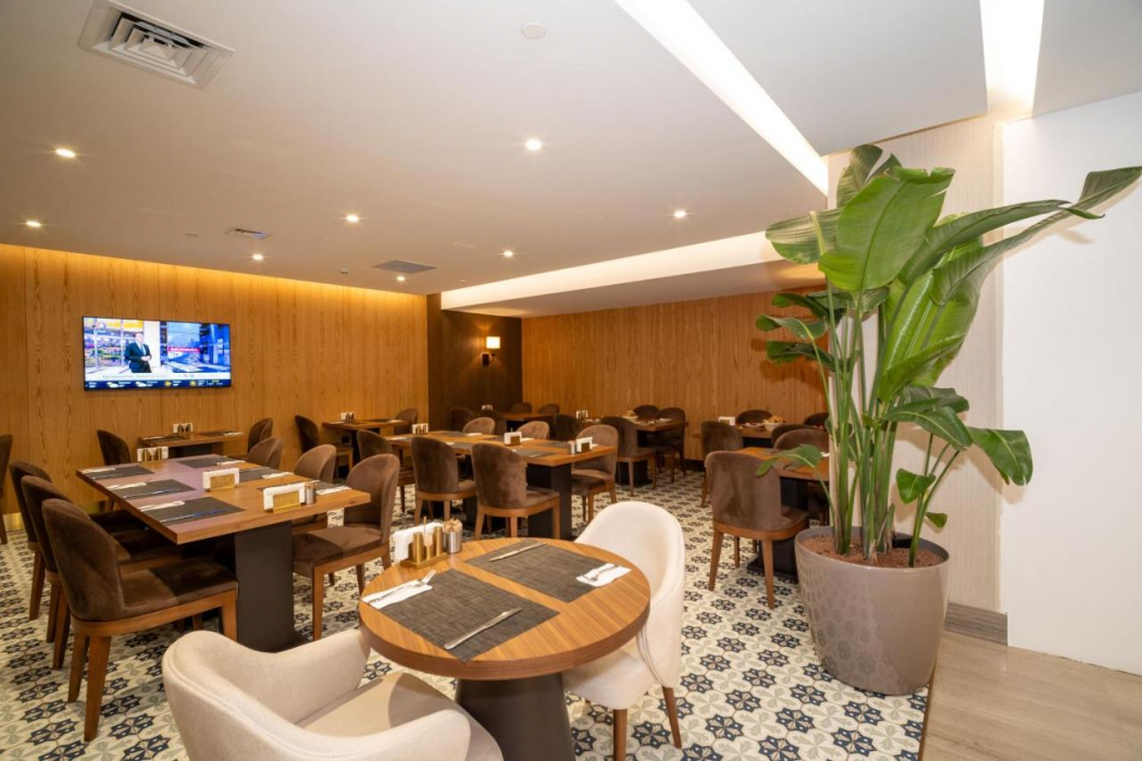 Rayelin Hotel Old Town 35/61