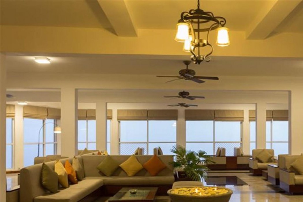 Topaz Hotel 26/60