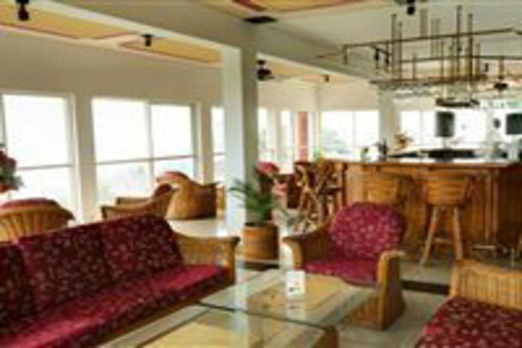 Topaz Hotel 25/60