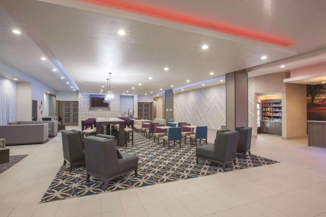 La Quinta Inn & Suites By Wyndham San Marcos Outlet Mall 5/31