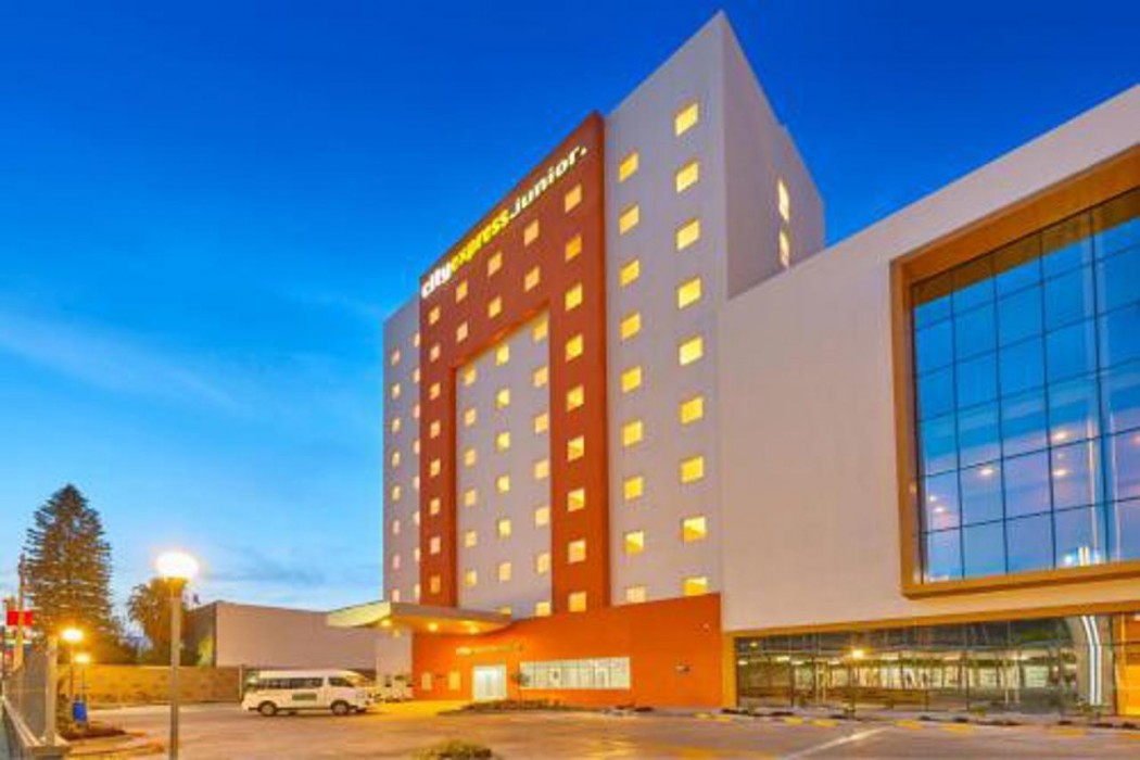 City Express Junior Leon by Marriott Centro de Convenciones 1/35