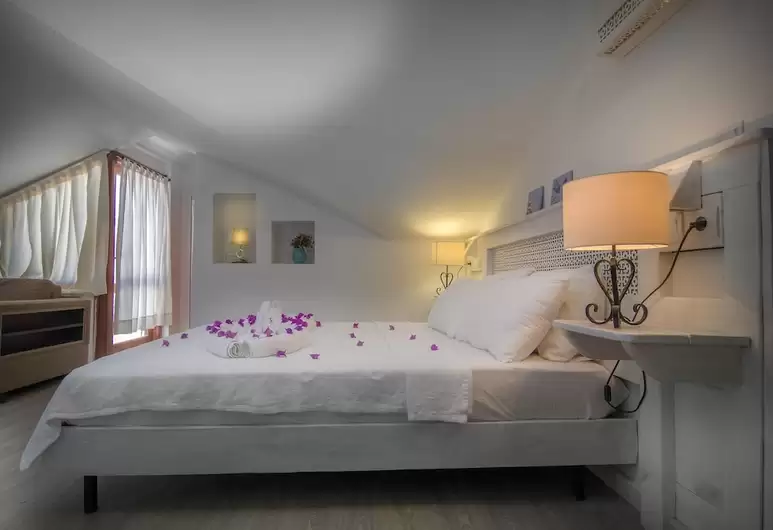 Korsan Ada Hotel 13/58