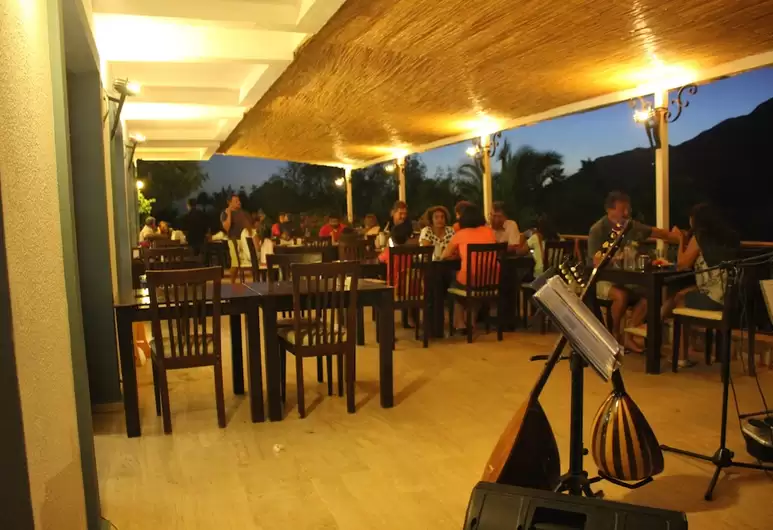 Korsan Ada Hotel 31/58