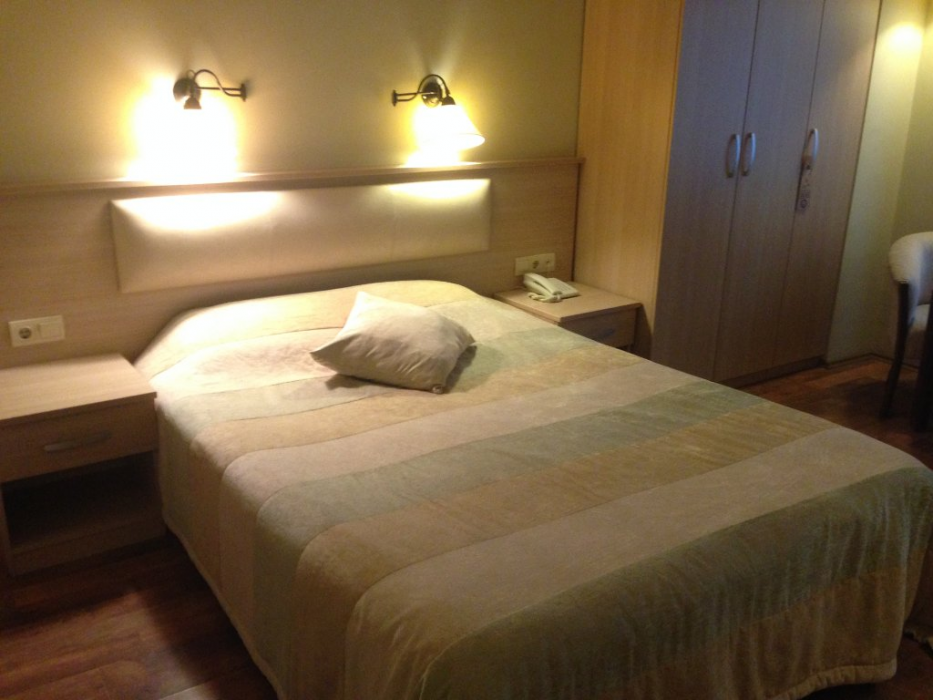 Bay Nihat Lale Hotel 15/41