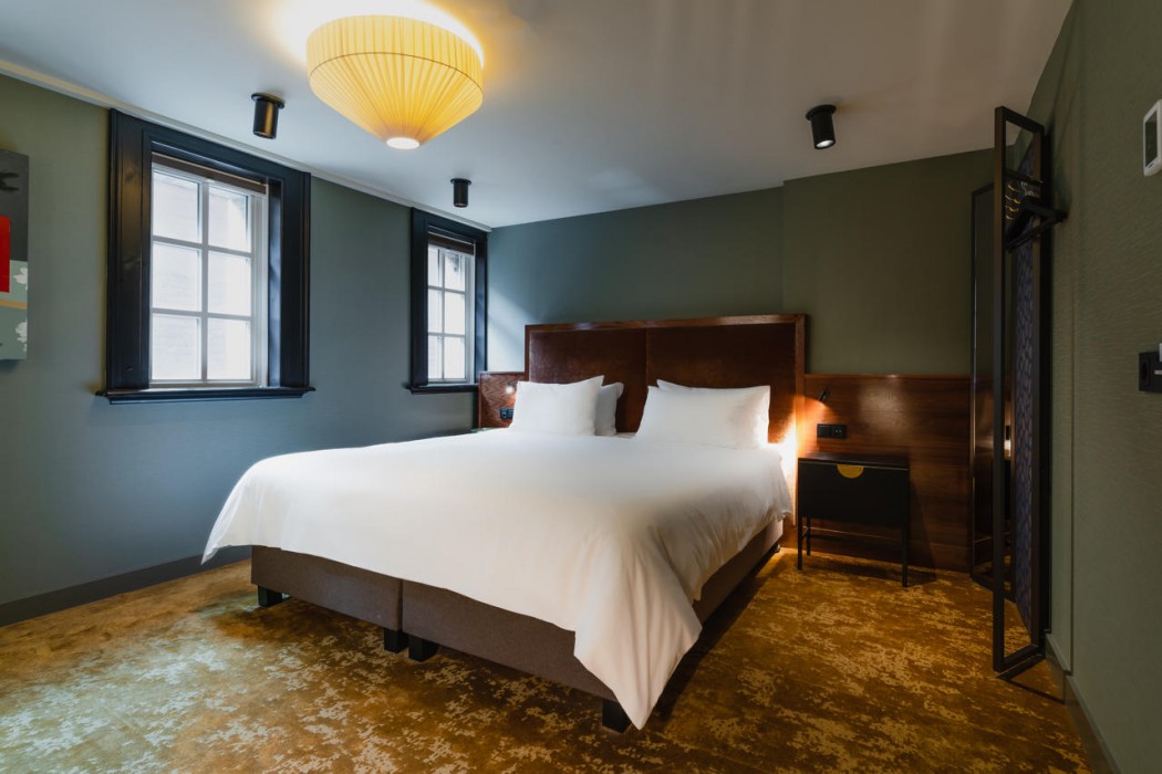 Hotel Mai Amsterdam 8/77