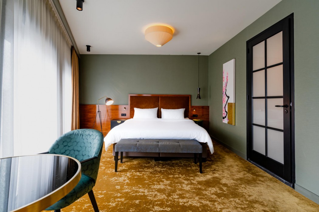 Hotel Mai Amsterdam 33/77