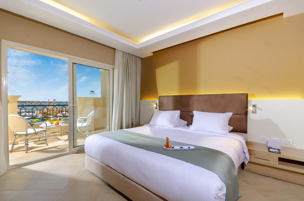 Hotel Titanic Royal 13/63