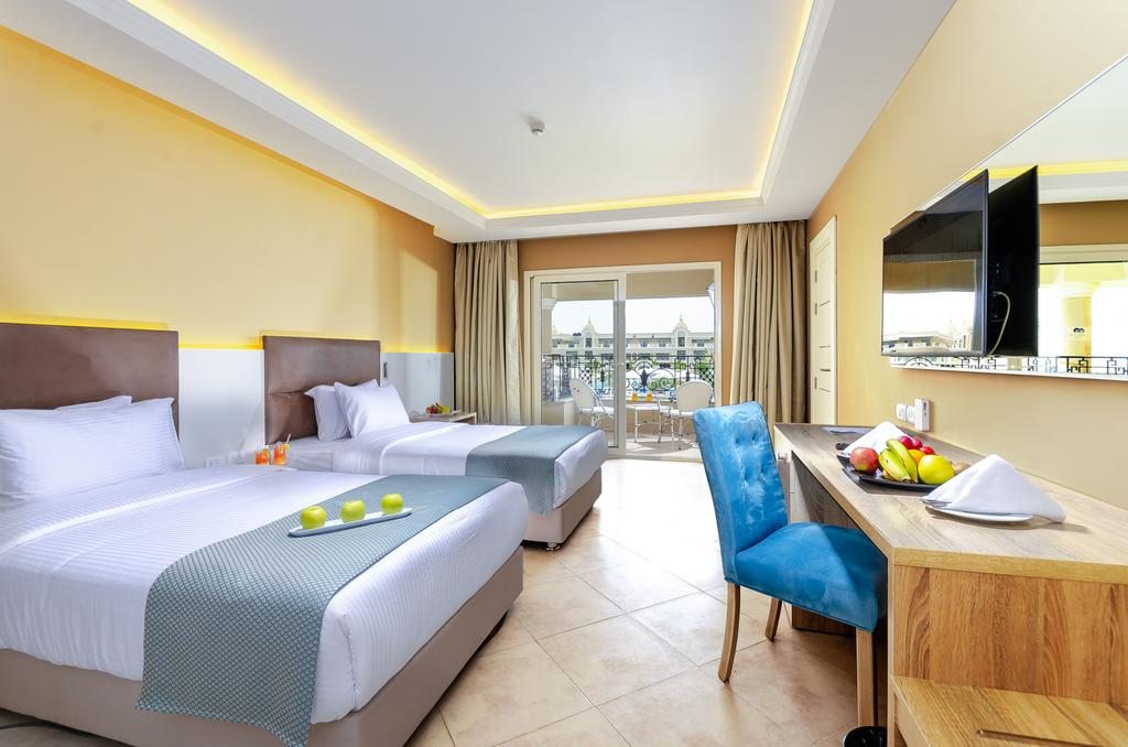 Hotel Titanic Royal 15/63