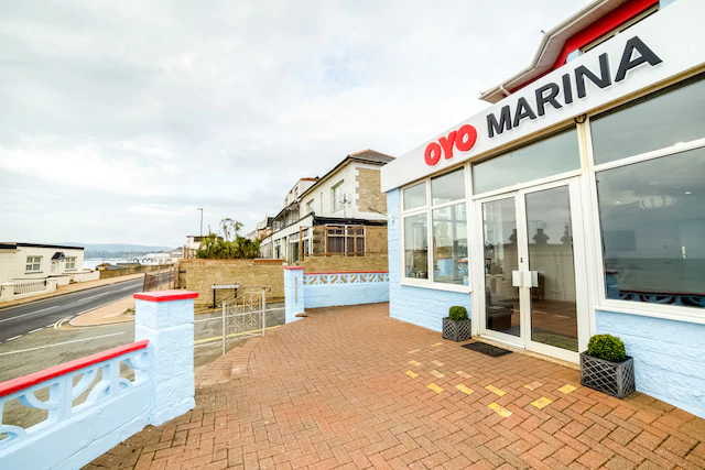 OYO Marina in SANDOWN
