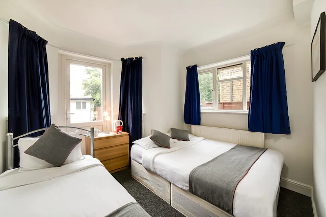 Oyo Stratford Hotel 9/58