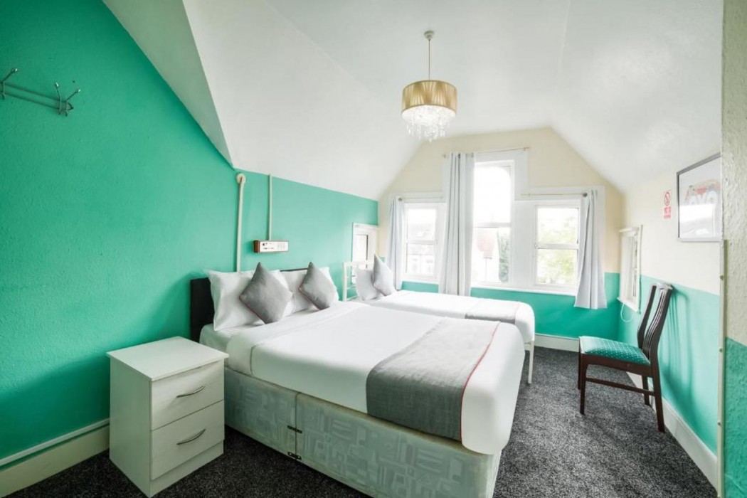 Devine Beach Hotel, Westcliff Southend-On-Sea 21/50