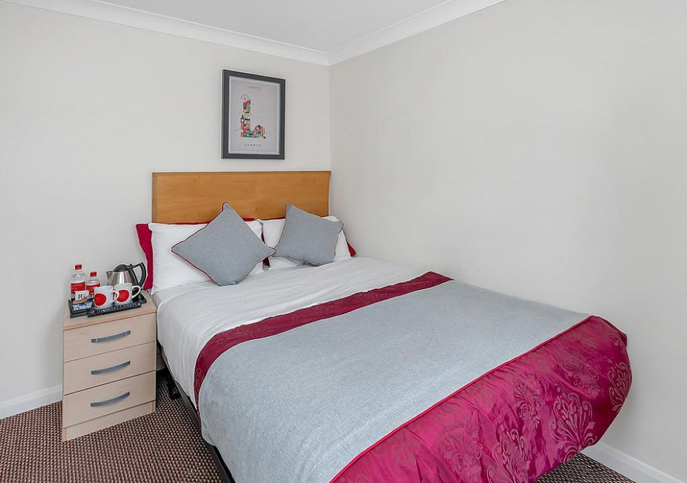 Elstree Inn 11/55