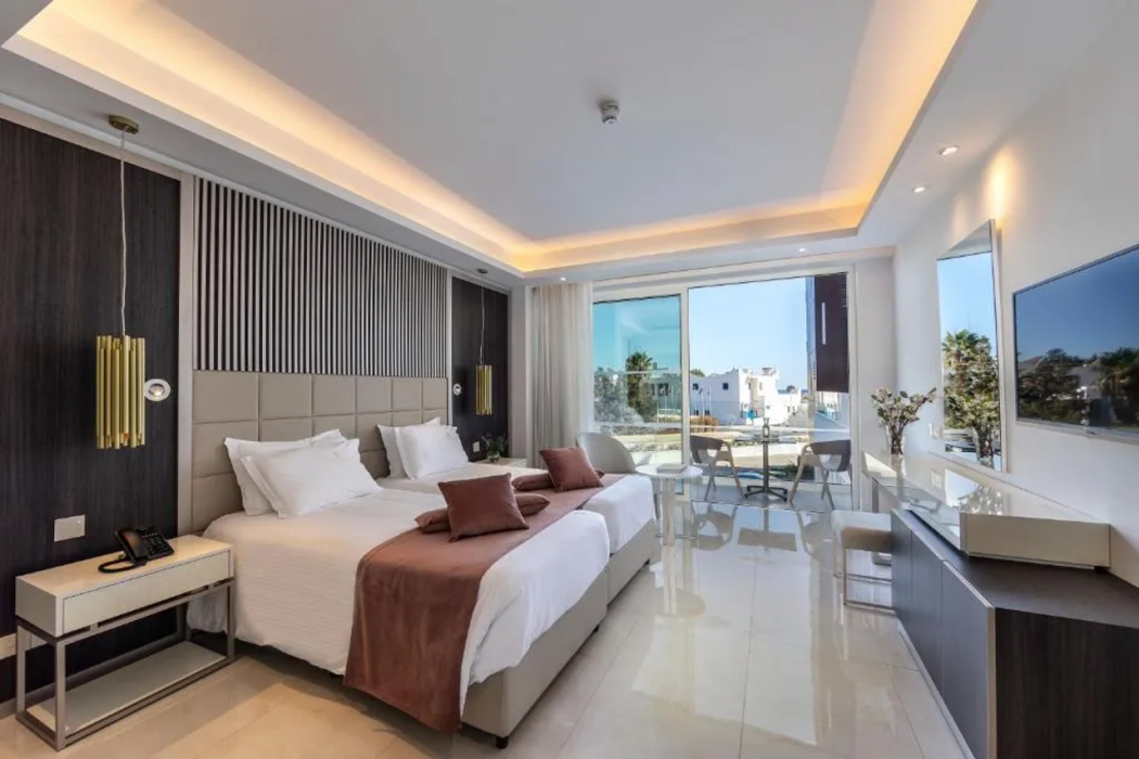 Chrysomare Beach Hotel & Resort 12/68