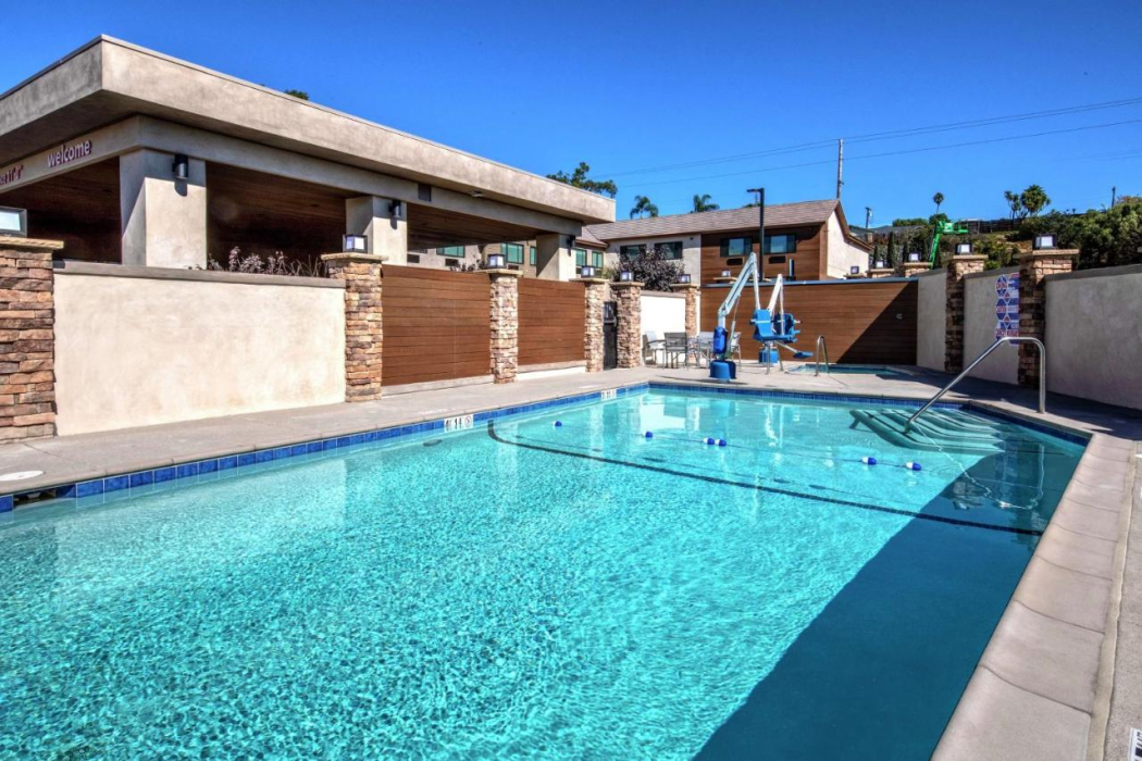 Hampton Inn Cardiff Beach Encinitas, CA 20/33