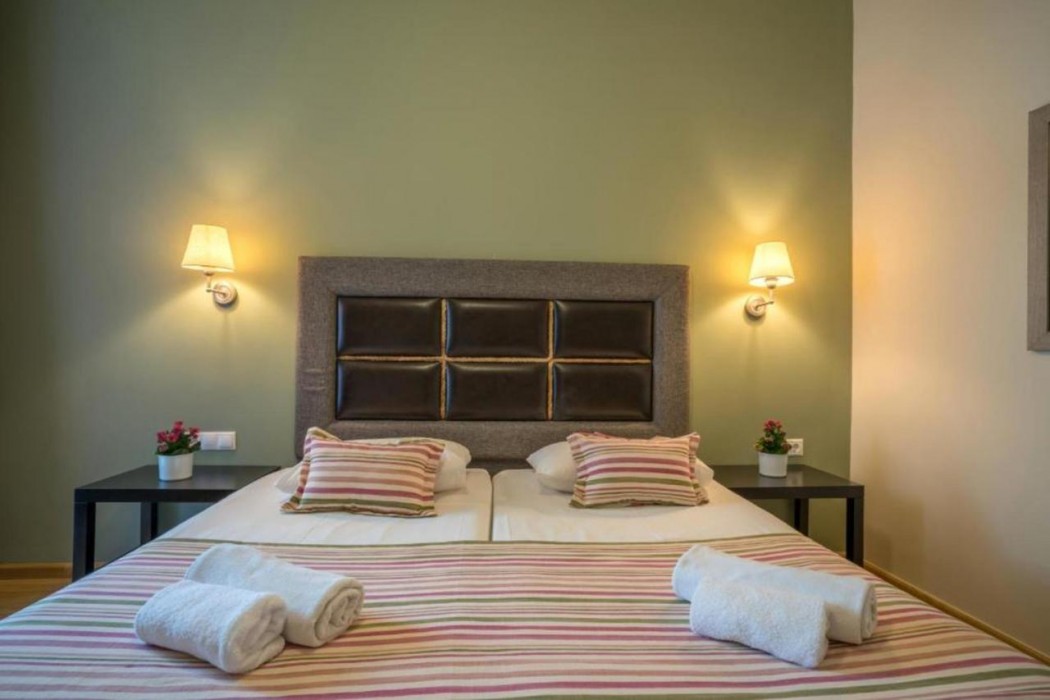 Alianthos Beach Hotel 12/61