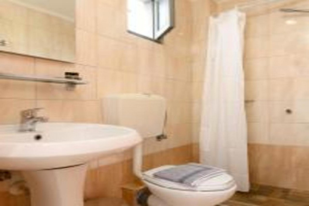 Alianthos Beach Hotel 7/61