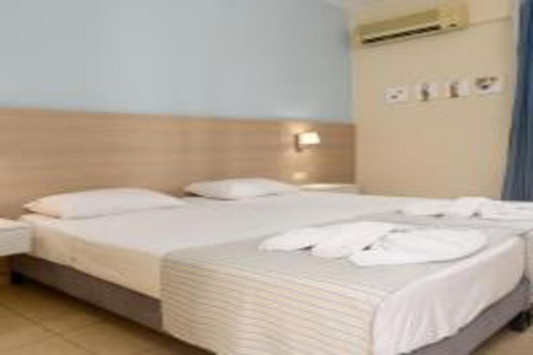 Alianthos Beach Hotel 8/61