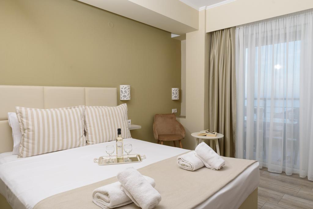 Ammos Beach Seaside Luxury Suites 17/64
