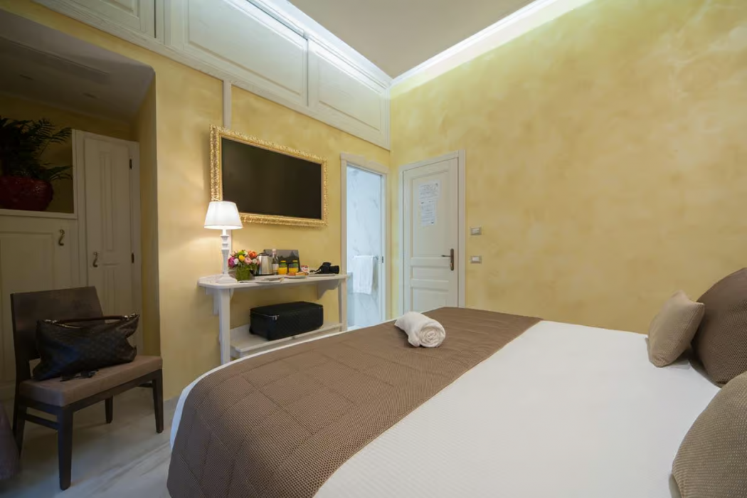 Maison Tritone 9/77
