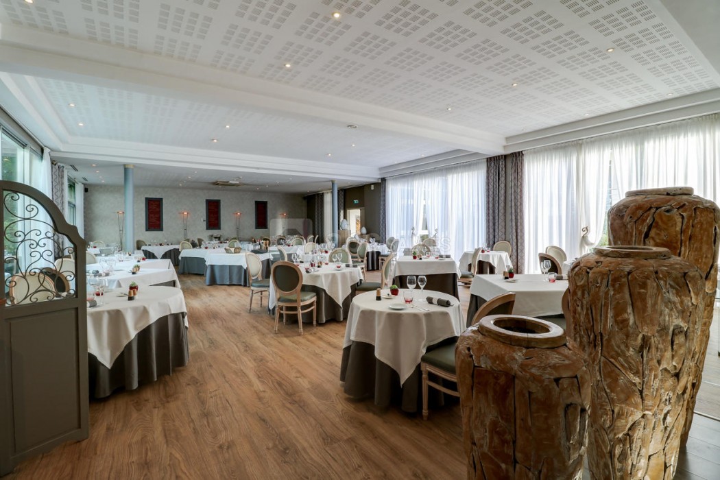 Hostellerie Du Mont Aime 54/69