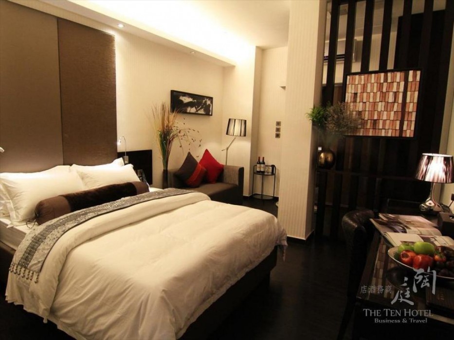 The Ten Hotel 4/8