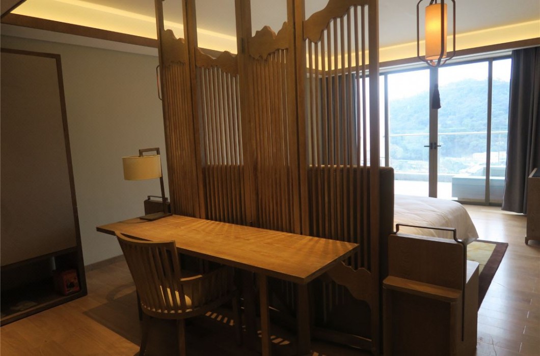 Biquan Kongzhong Hot Spring Hotel 10/37