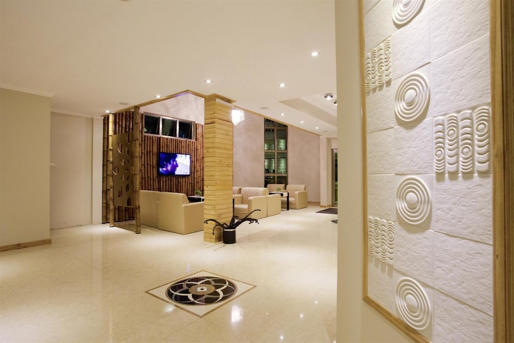 Kaani Beach Hotel 8/59