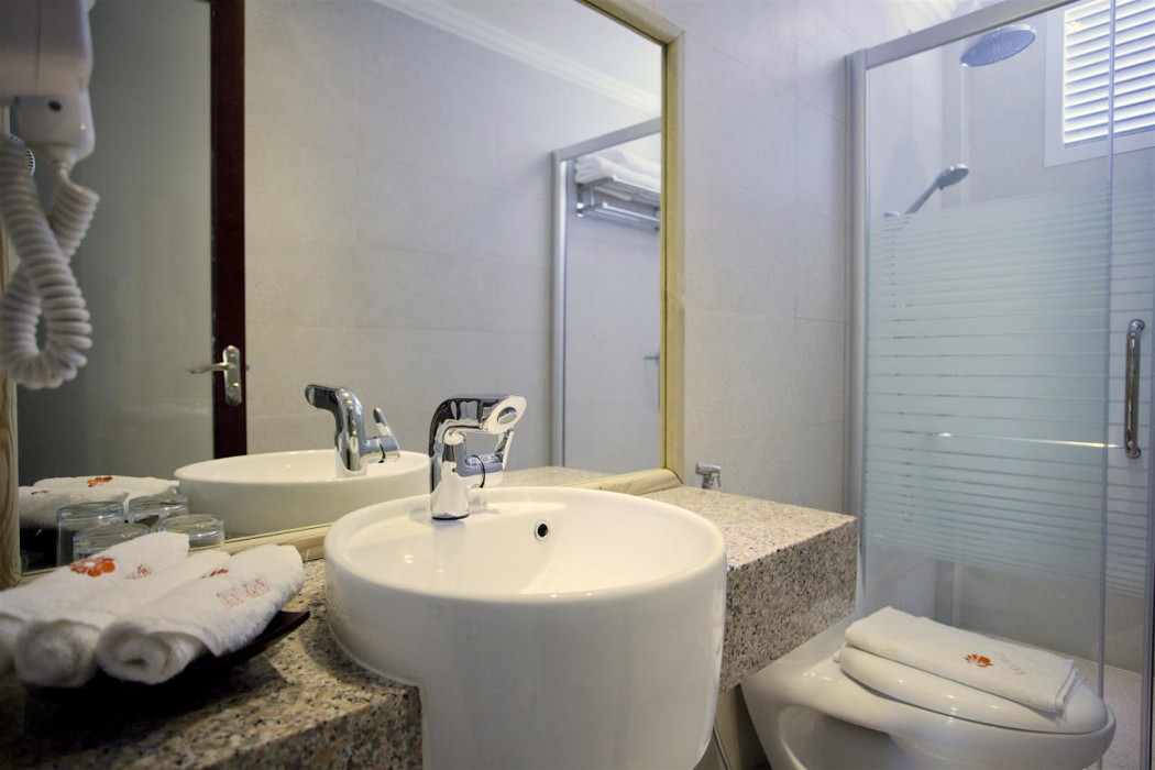 Kaani Beach Hotel 15/59