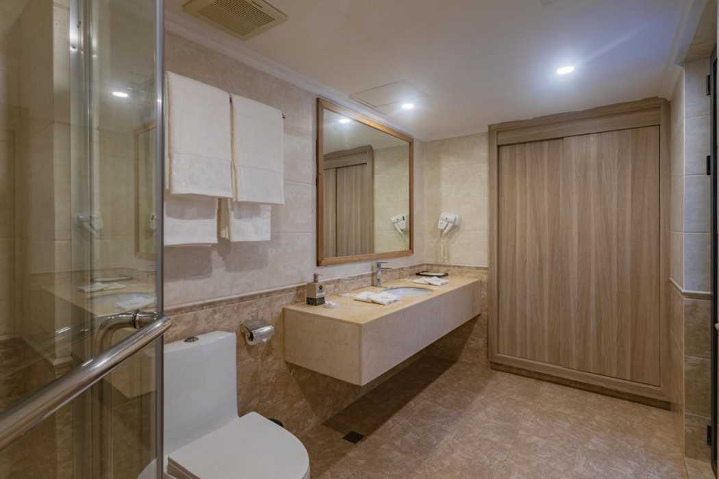 Kaani Grand Seaview 12/63
