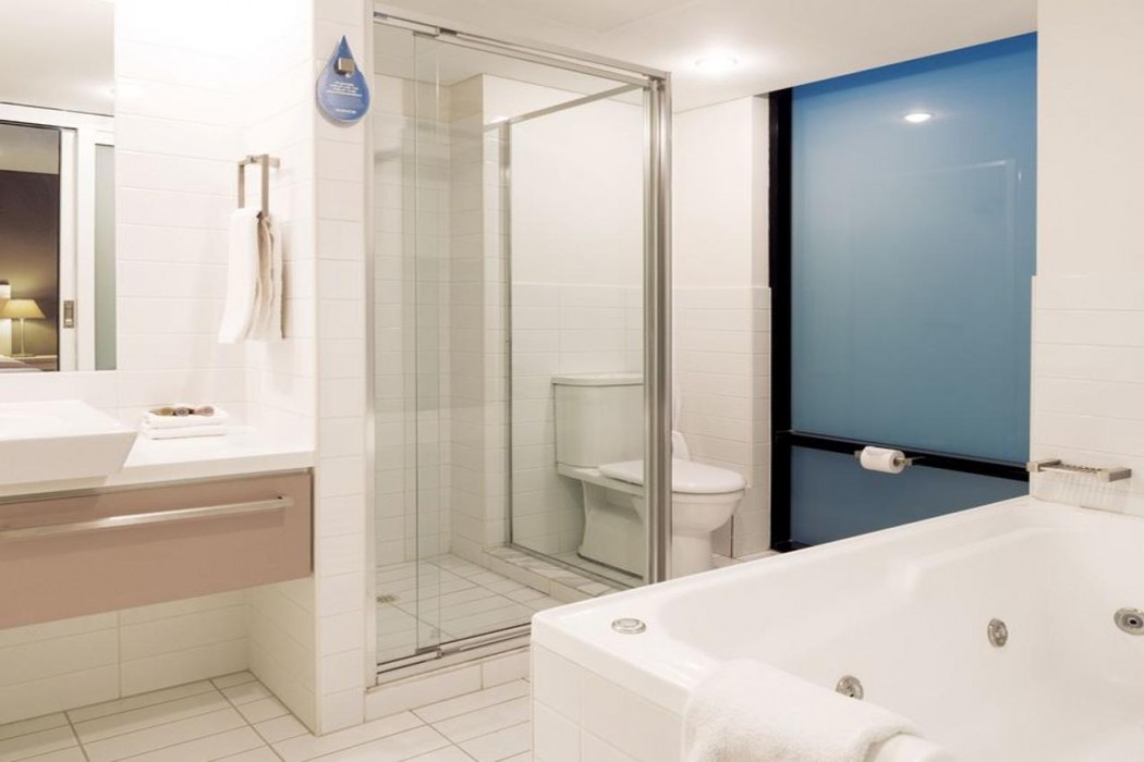 Oaks Adelaide Horizons Suites 28/70