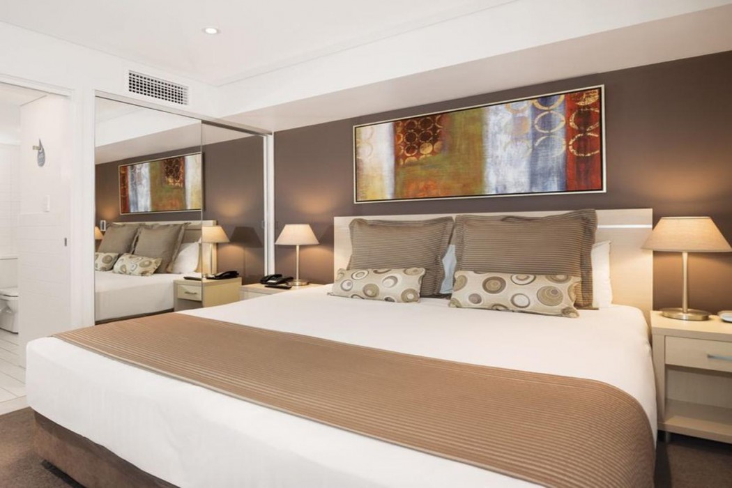 Oaks Adelaide Horizons Suites 18/70