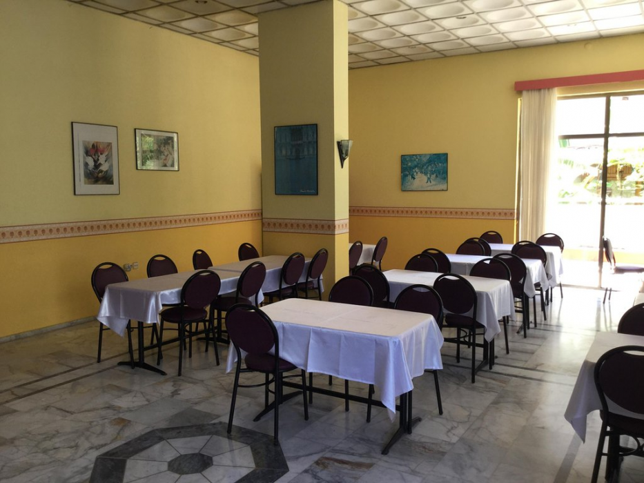 Dias Hotel 16/27