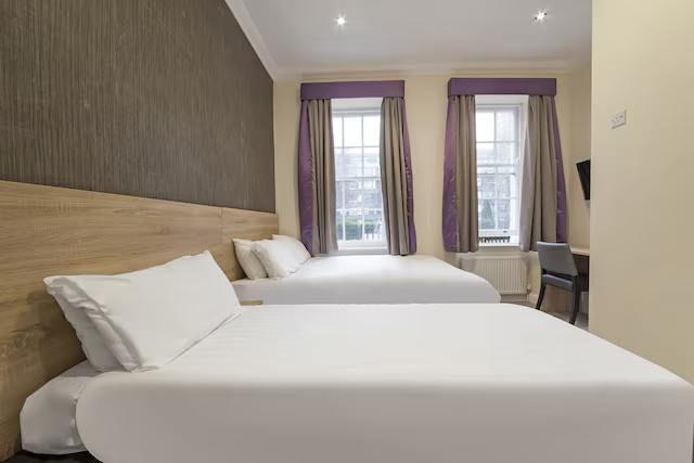 OYO 24 Sussex London Paddington 24/65