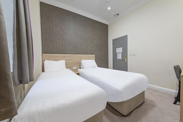 OYO 24 Sussex London Paddington 21/65